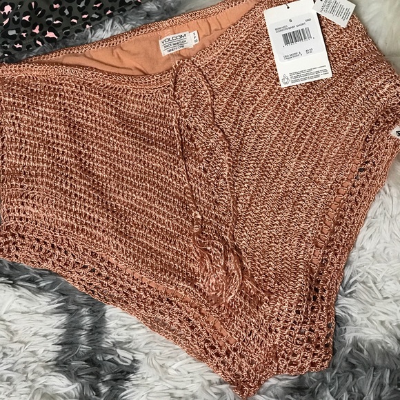 Volcom crocheted high cut shorts. - Picture 7 of 8